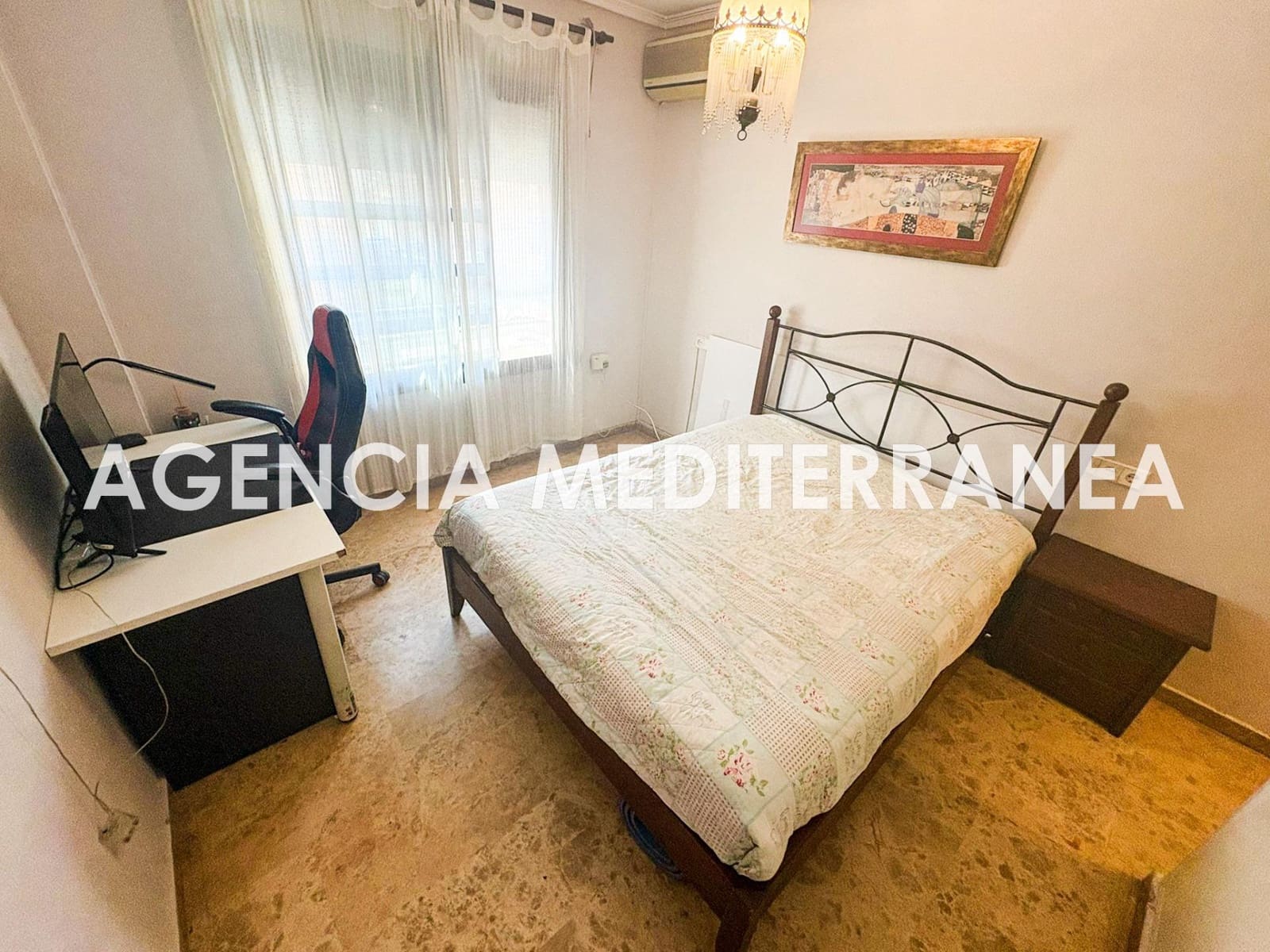 Piso de 3 habitaciones en València ciudad en venta - 389.000 € (Ref: 9608154)