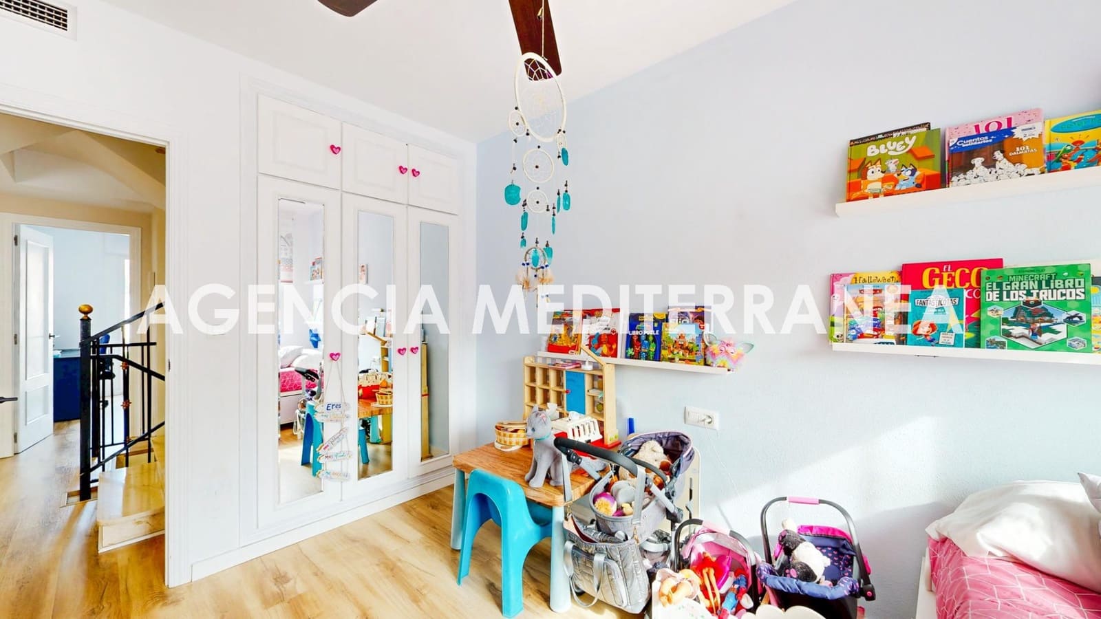 5 chambre Villa/Maison Mitoyenne à vendre à L'Eliana avec piscine garage - 475 000 € (Ref: 9611625)