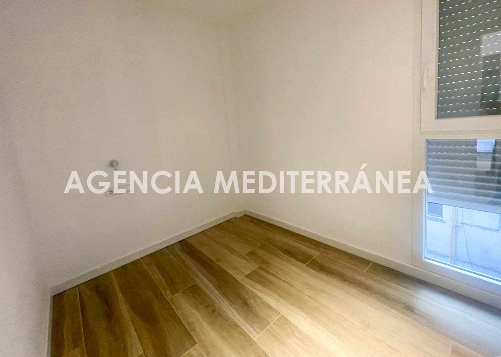 3 bedroom Flat for sale in Valencia city - € 495,000 (Ref: 9615618)