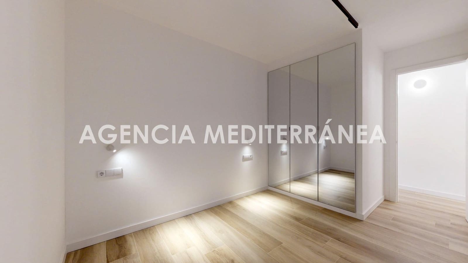 3 soveværelse Lejlighed til salg i Valencia by - € 479.000 (Ref: 9615618)