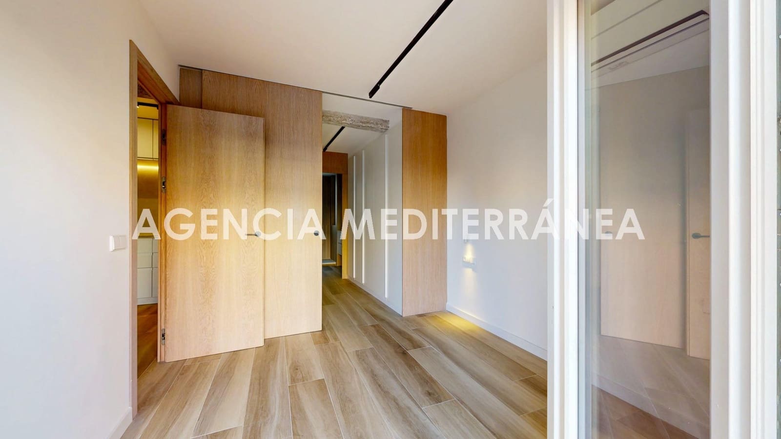 3 soveværelse Lejlighed til salg i Valencia by - € 479.000 (Ref: 9615618)