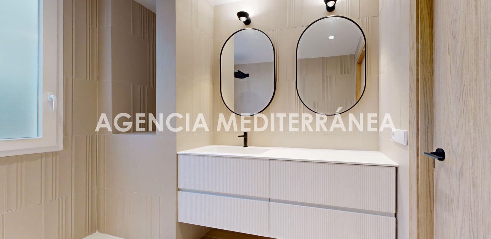 3 soveværelse Lejlighed til salg i Valencia by - € 479.000 (Ref: 9615618)