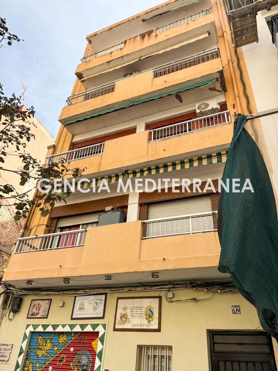 3 makuuhuone Asunto myytävänä paikassa Valencia kaupunki - 145 000 € (Ref: 9619368)