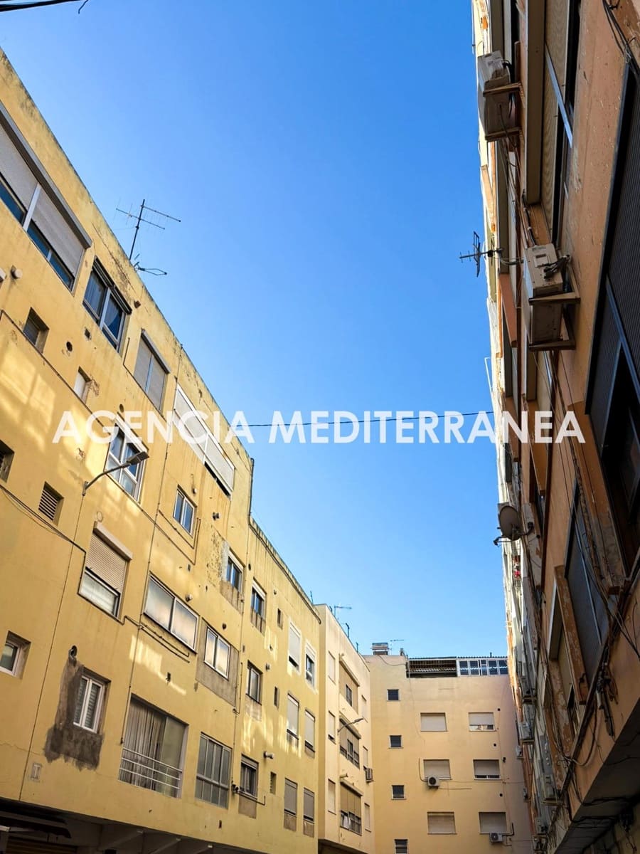 2 makuuhuone Asunto myytävänä paikassa Benetusser - 79 000 € (Ref: 9619369)