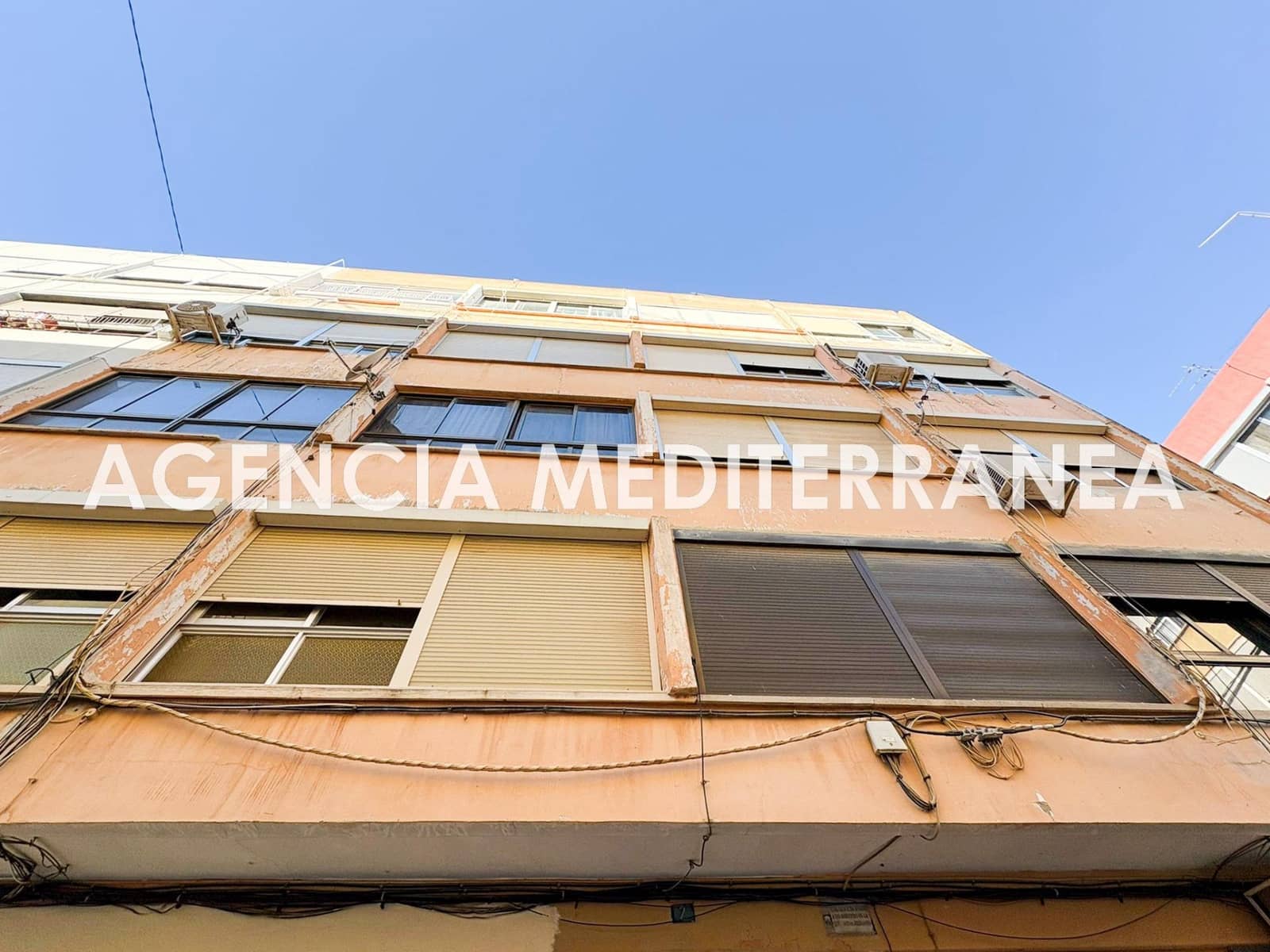 Piso de 2 habitaciones en Benetússer en venta - 79.000 € (Ref: 9619369)