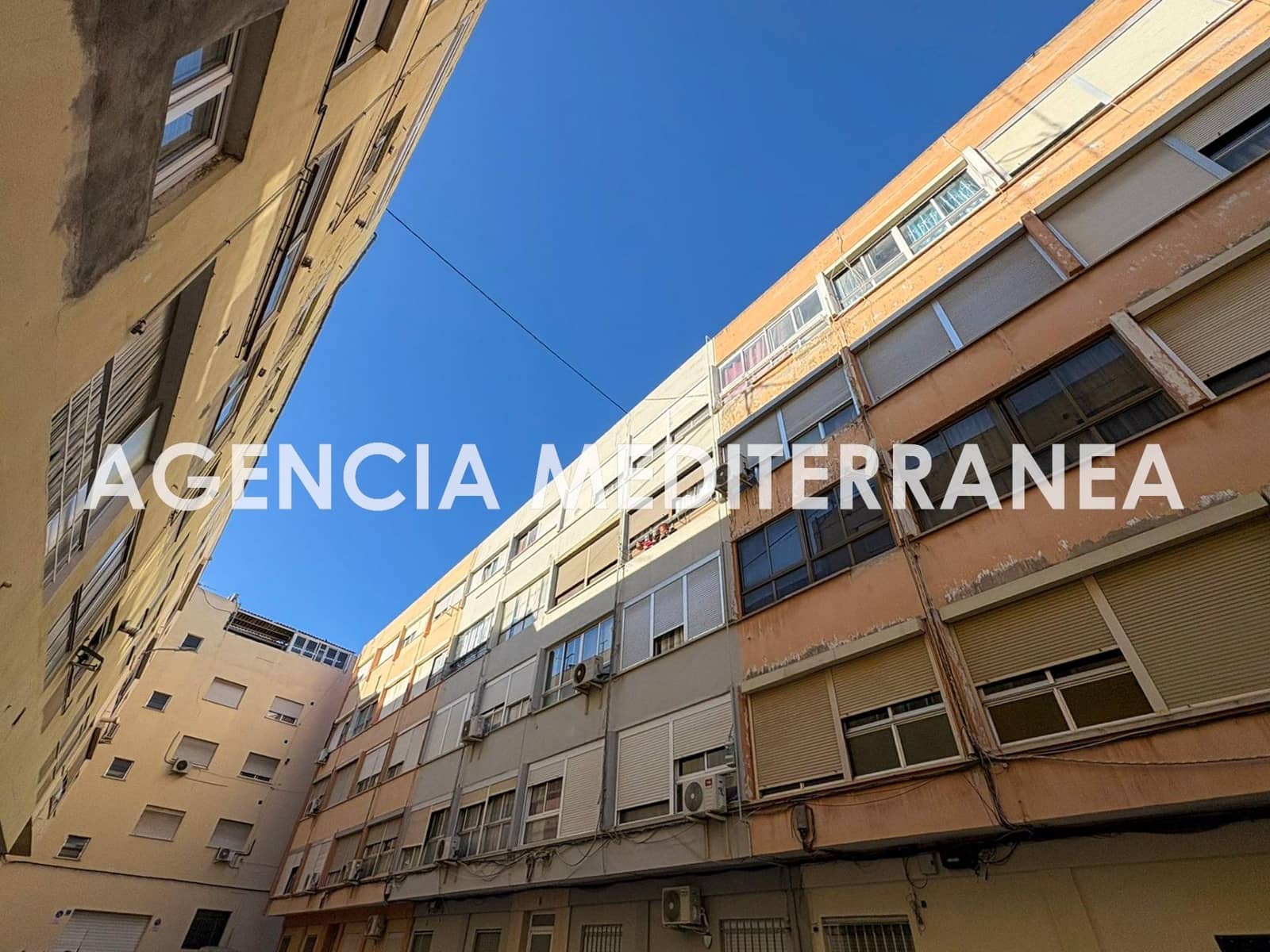 Piso de 2 habitaciones en Benetússer en venta - 79.000 € (Ref: 9619369)