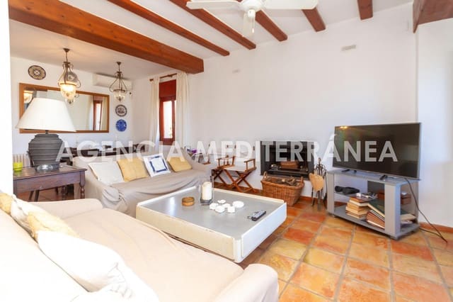 4 bedroom Villa for sale in Las Marinas / Les Marines, Dénia - € 1,450,000 (Ref: 9619370)