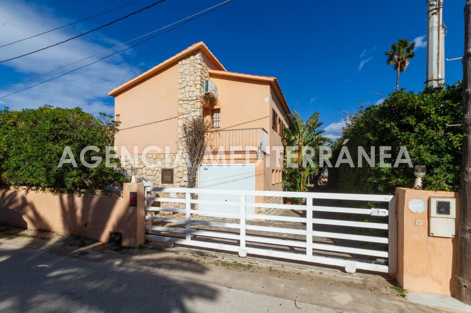 4 bedroom Villa for sale in Denia - € 1,450,000 (Ref: 9619370)