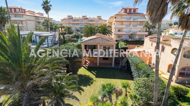 4 bedroom Villa for sale in Las Marinas / Les Marines, Dénia - € 1,450,000 (Ref: 9619370)