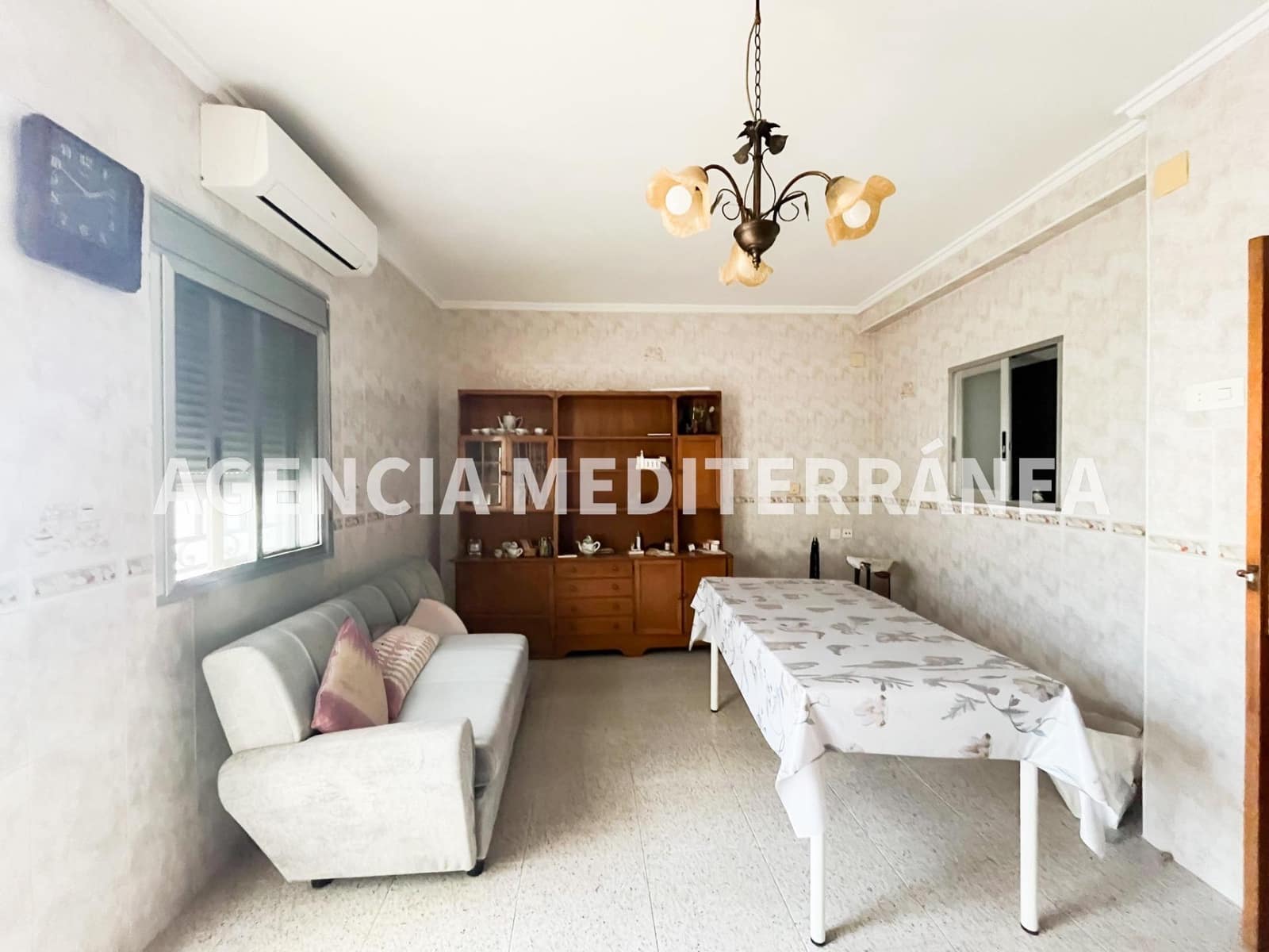 Chalet de 5 habitaciones en Picassent en venta - 157.000 € (Ref: 9625782)