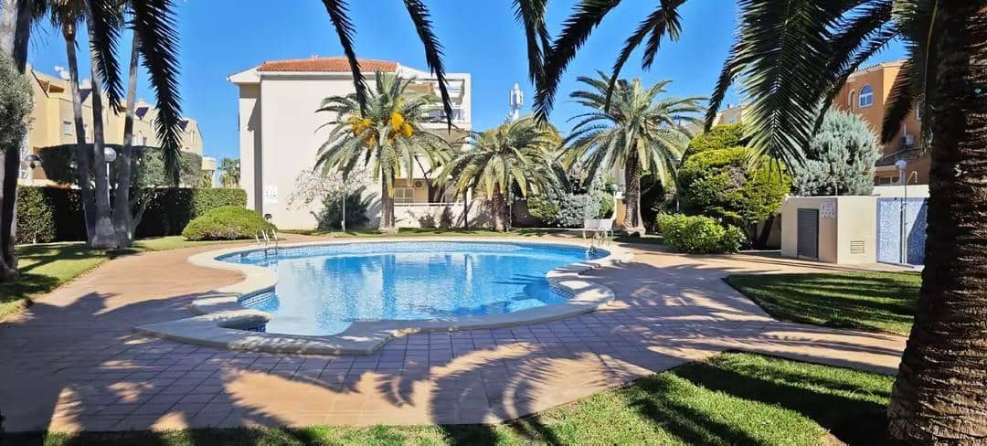 2 bedroom Apartment for sale in Denia with pool - € 233,400 (Ref: 9627669)