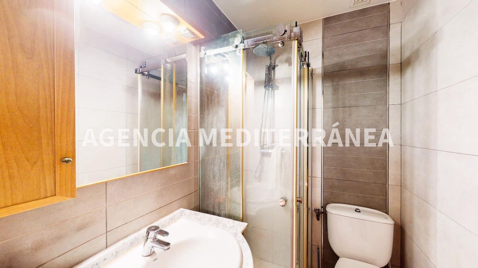 6 bedroom Terraced Villa for sale in Alcasser with garage - € 320,000 (Ref: 9630110)