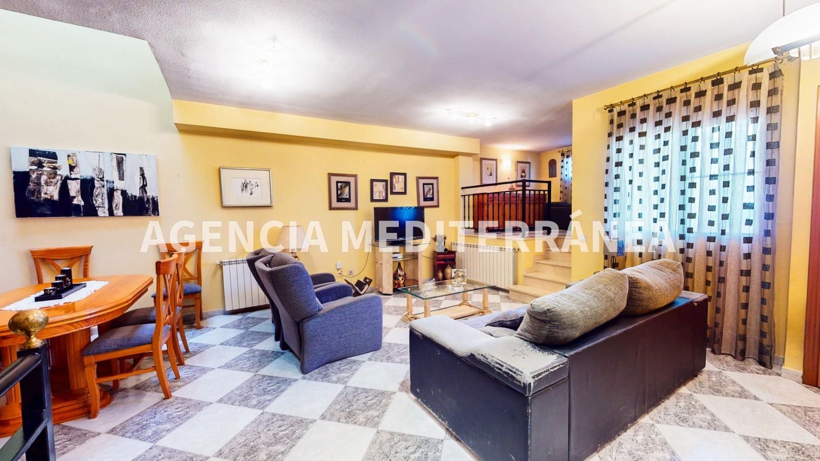 6 bedroom Terraced Villa for sale in Alcasser with garage - € 320,000 (Ref: 9630110)