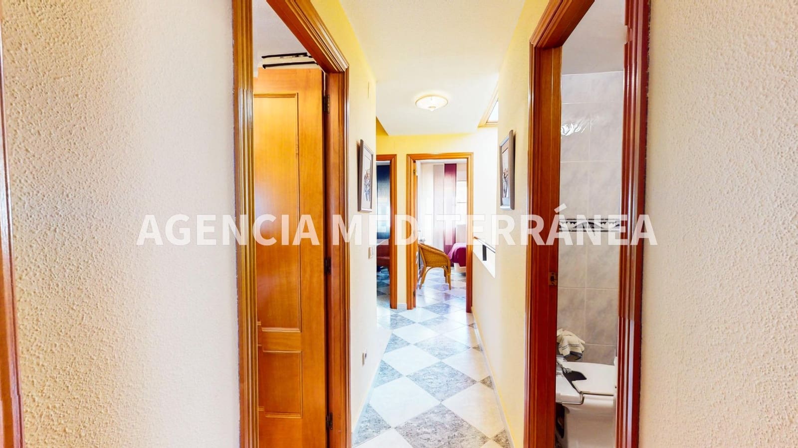 6 bedroom Terraced Villa for sale in Alcasser with garage - € 320,000 (Ref: 9630110)