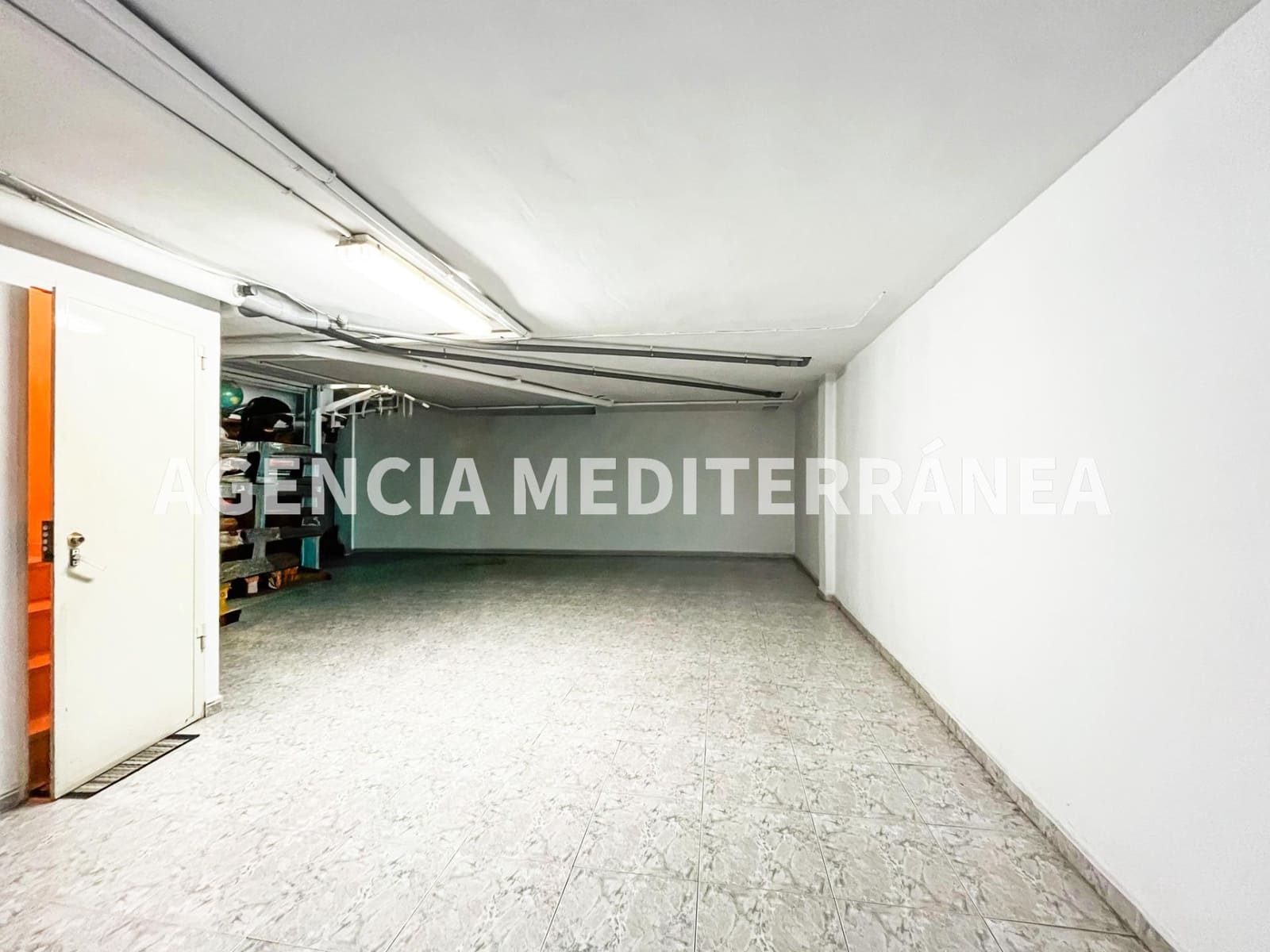 6 bedroom Terraced Villa for sale in Alcasser with garage - € 320,000 (Ref: 9630110)