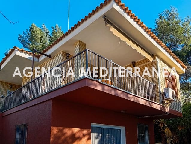 4 Zimmer Villa zu verkaufen in La Cañada, Paterna mit Pool Garage - 450.000 € (Ref: 9645123)