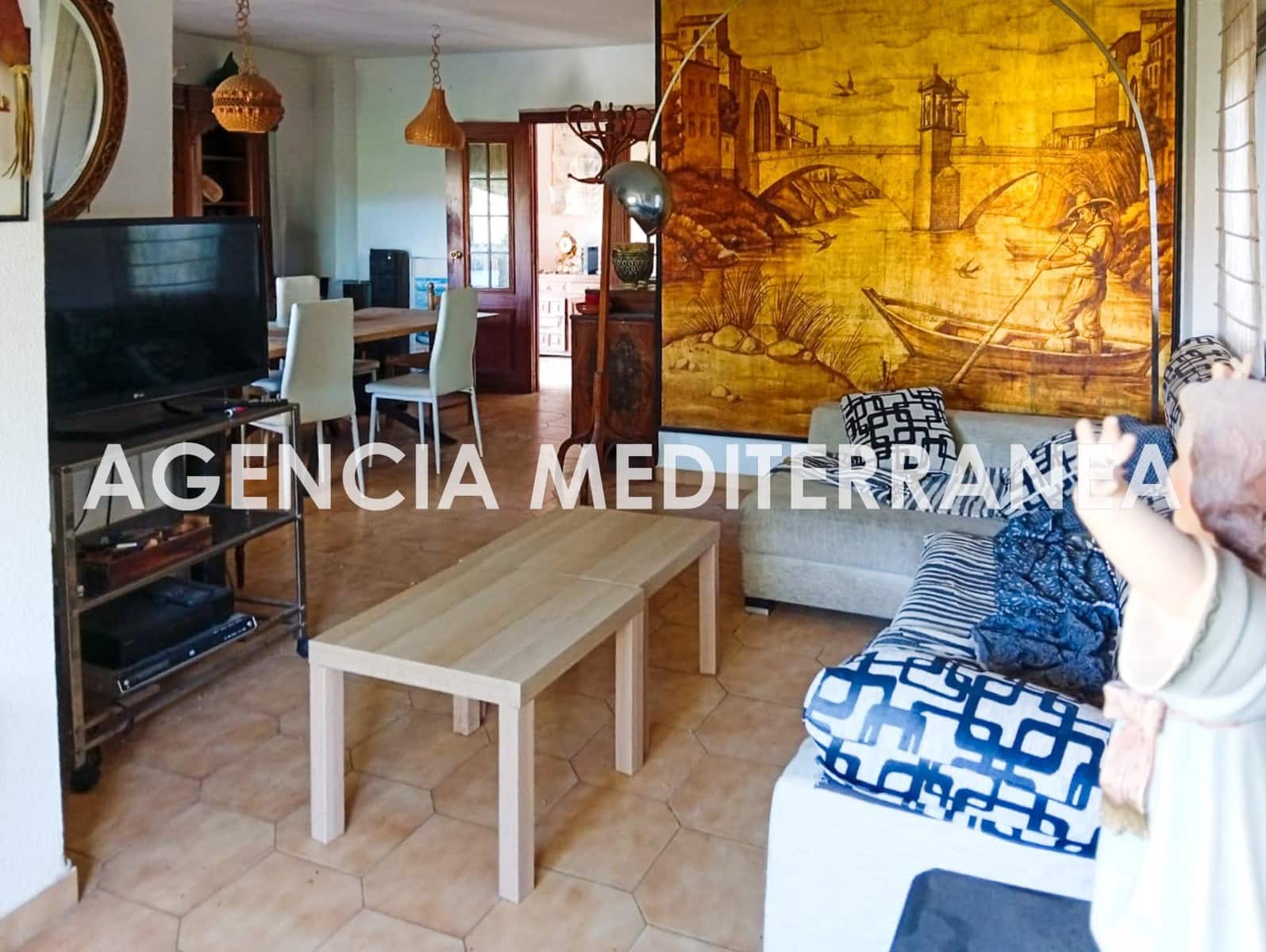 4 soverom Villa til salgs i La Canada med svømmebasseng garasje - € 450 000 (Ref: 9645123)