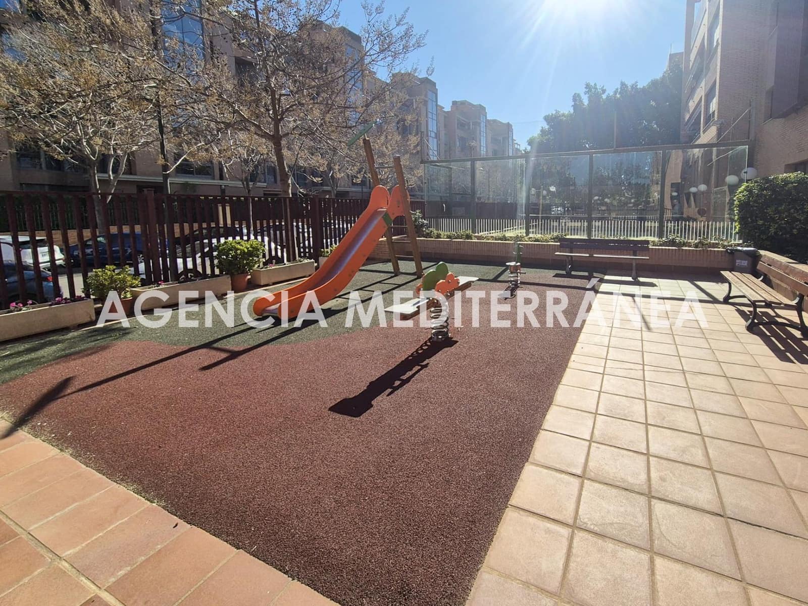 4 slaapkamer Flat te koop in Valencia stad met zwembad garage - € 599.000 (Ref: 9645124)
