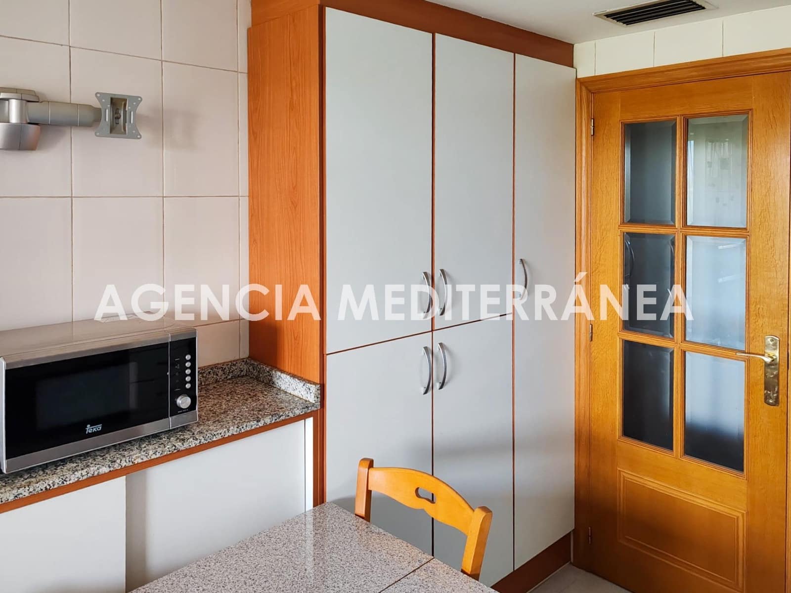 4 slaapkamer Flat te koop in Valencia stad met zwembad garage - € 585.000 (Ref: 9645124)