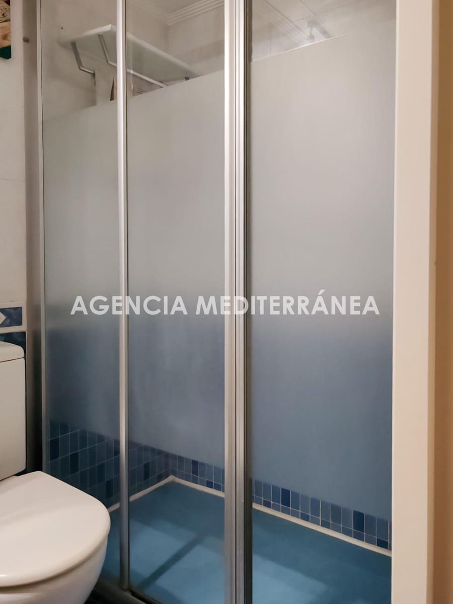 4 bedroom Flat for sale in Valencia city with pool garage - € 585,000 (Ref: 9645124)