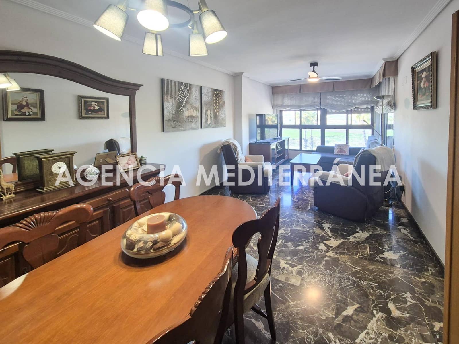 4 bedroom Flat for sale in Valencia city with pool garage - € 585,000 (Ref: 9645124)