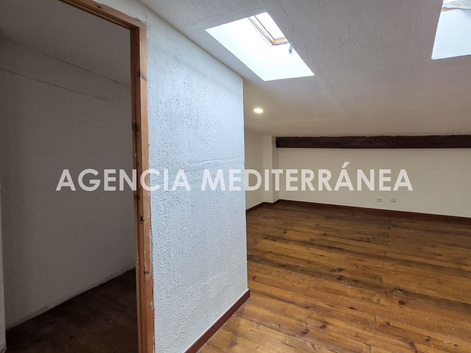 3 bedroom Flat for sale in Valencia city - € 359,000 (Ref: 9656188)