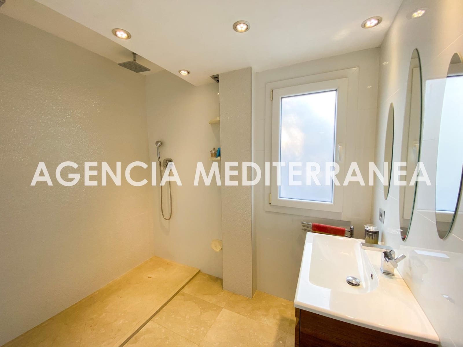 5 sovrum Villa till salu i Olocau med pool garage - 499 000 € (Ref: 9656189)