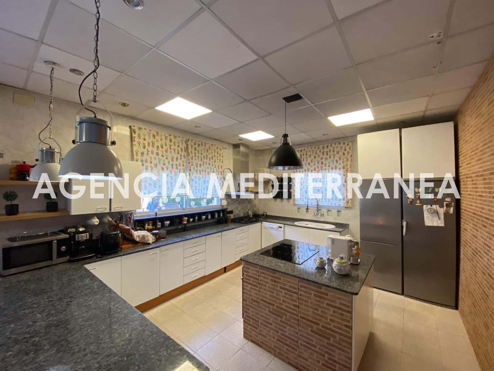 Chalet de 8 habitaciones en Olocau en venta con piscina garaje - 499.000 € (Ref: 9656189)