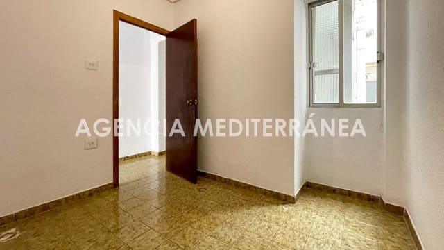 Piso de 3 habitaciones en Burjassot en venta - 143.000 € (Ref: 9674321)