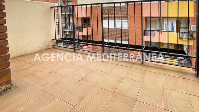 Piso de 3 habitaciones en Burjassot en venta - 143.000 € (Ref: 9674321)