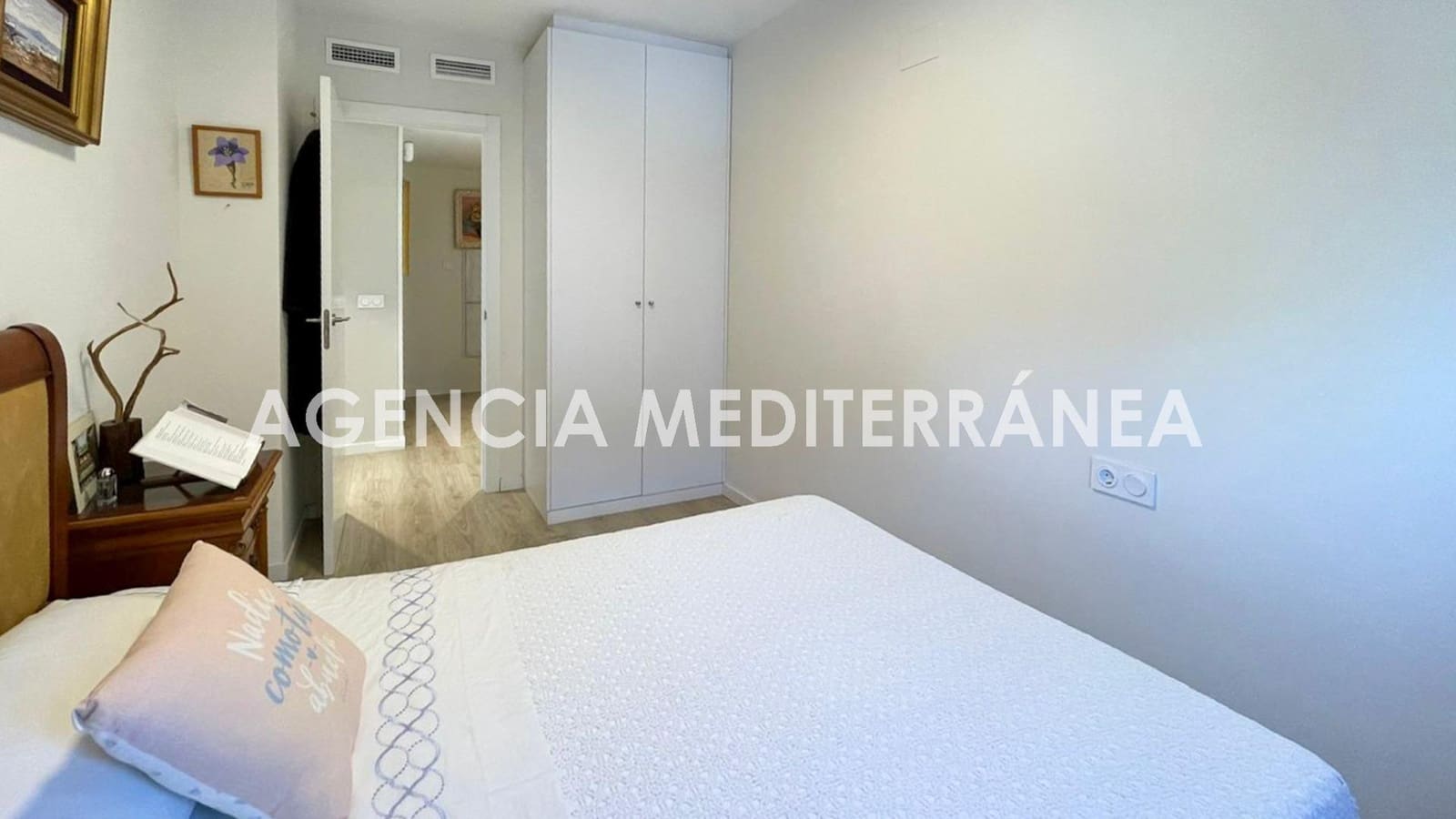 3 bedroom Flat for sale in Valencia city with pool garage - € 460,000 (Ref: 9677565)
