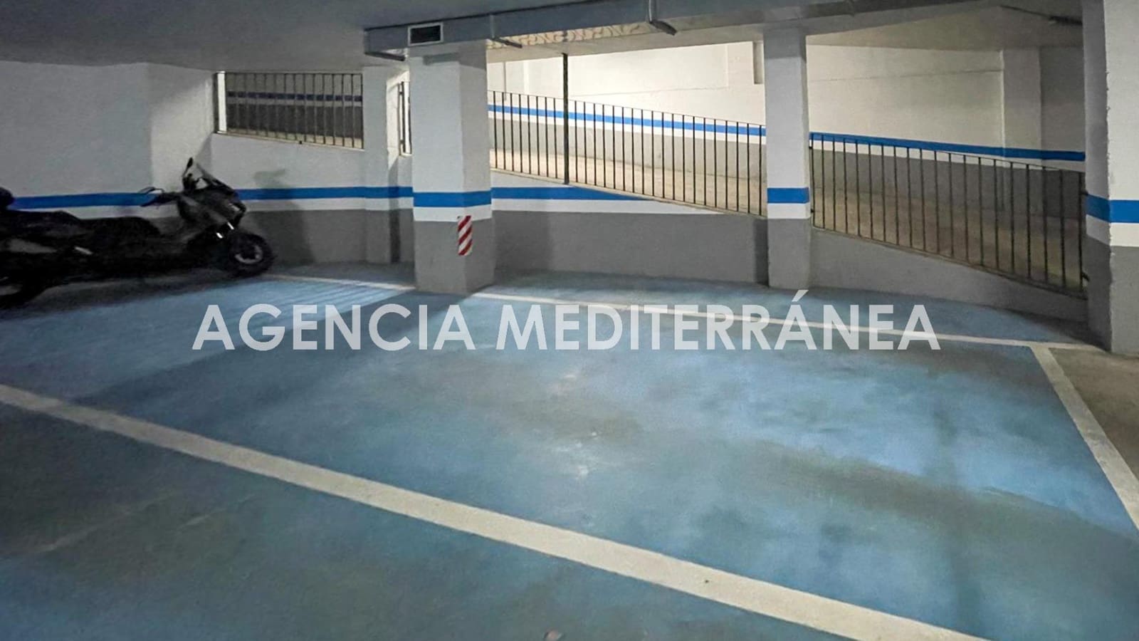 3 bedroom Flat for sale in Valencia city with pool garage - € 460,000 (Ref: 9677565)