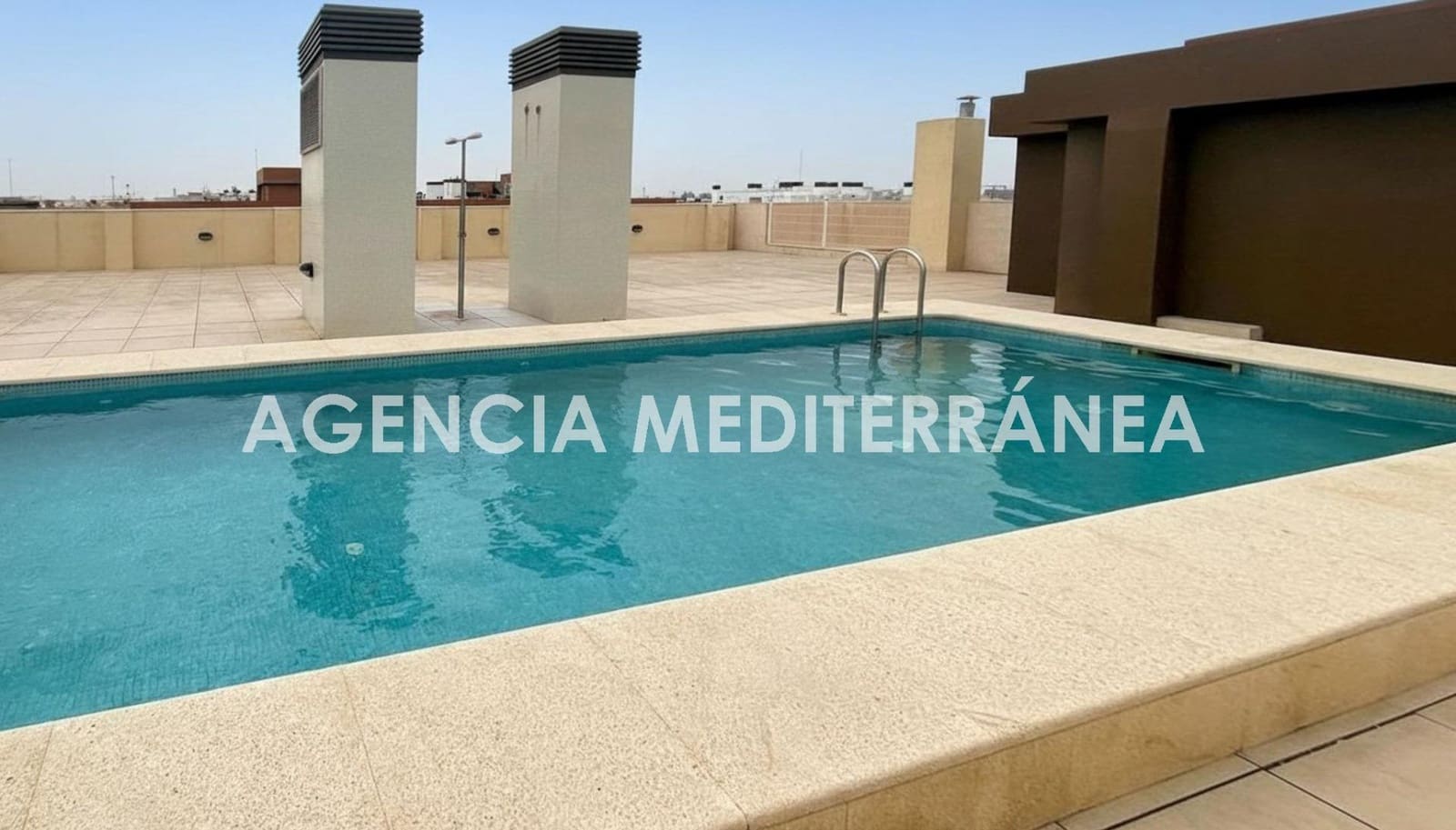 3 bedroom Flat for sale in Valencia city with pool garage - € 460,000 (Ref: 9677565)