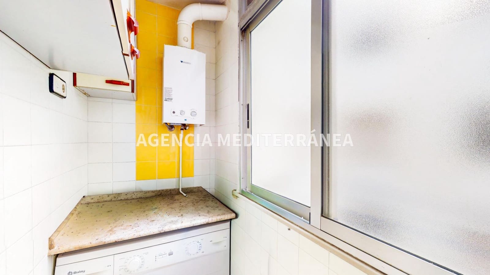 4 slaapkamer Flat te koop in Alcasser met garage - € 220.000 (Ref: 9679934)