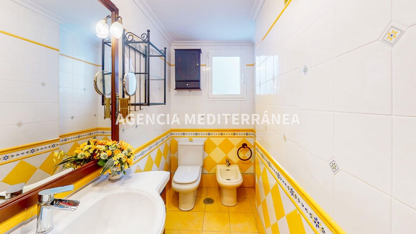 4 slaapkamer Flat te koop in Alcasser met garage - € 220.000 (Ref: 9679934)