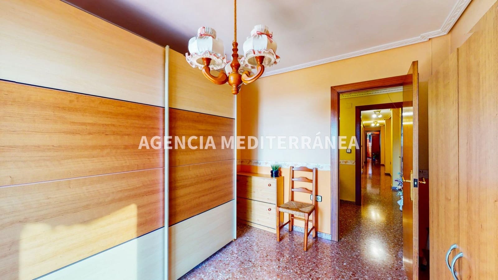 4 slaapkamer Flat te koop in Alcasser met garage - € 220.000 (Ref: 9679934)