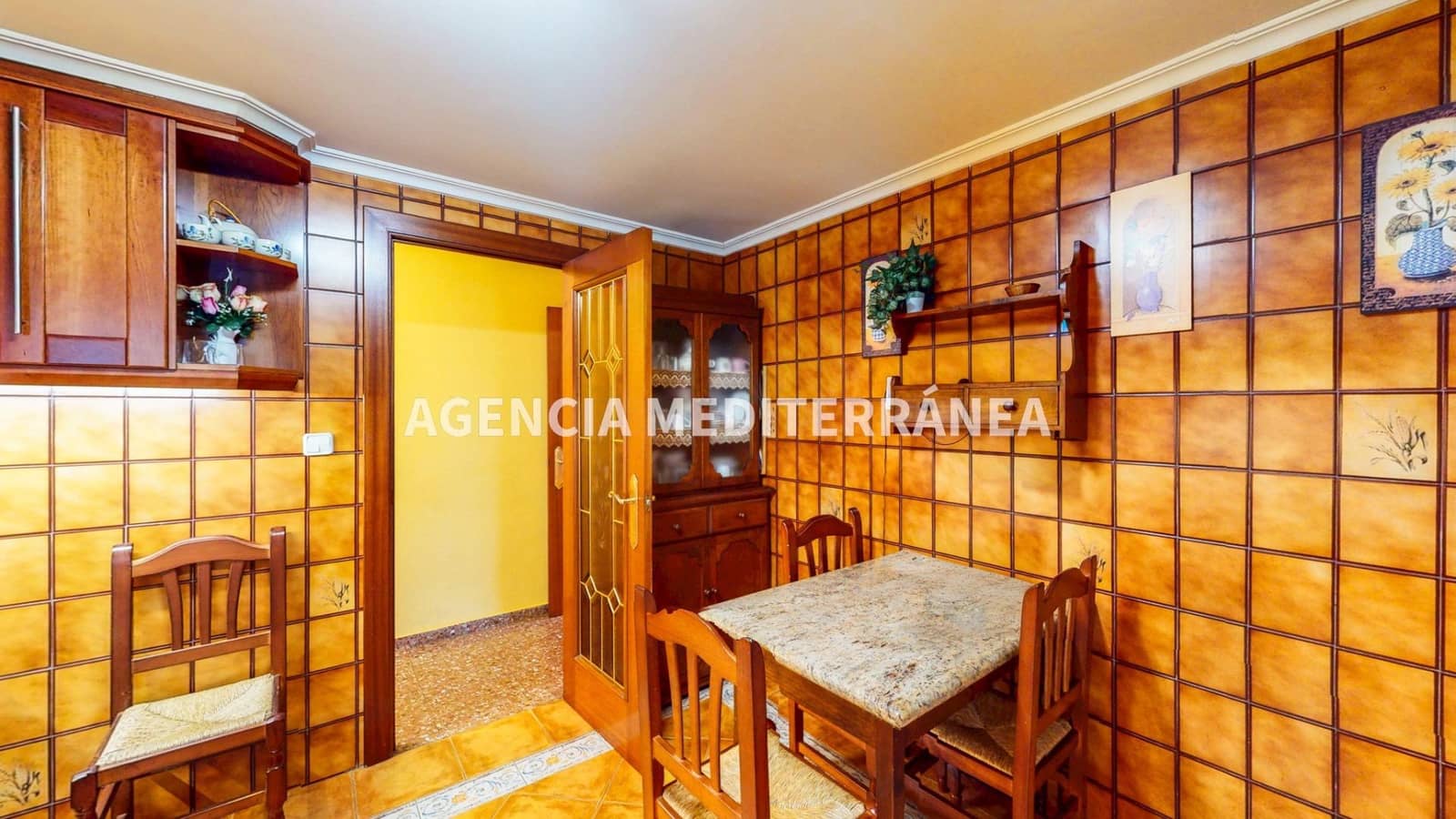 4 slaapkamer Flat te koop in Alcasser met garage - € 220.000 (Ref: 9679934)