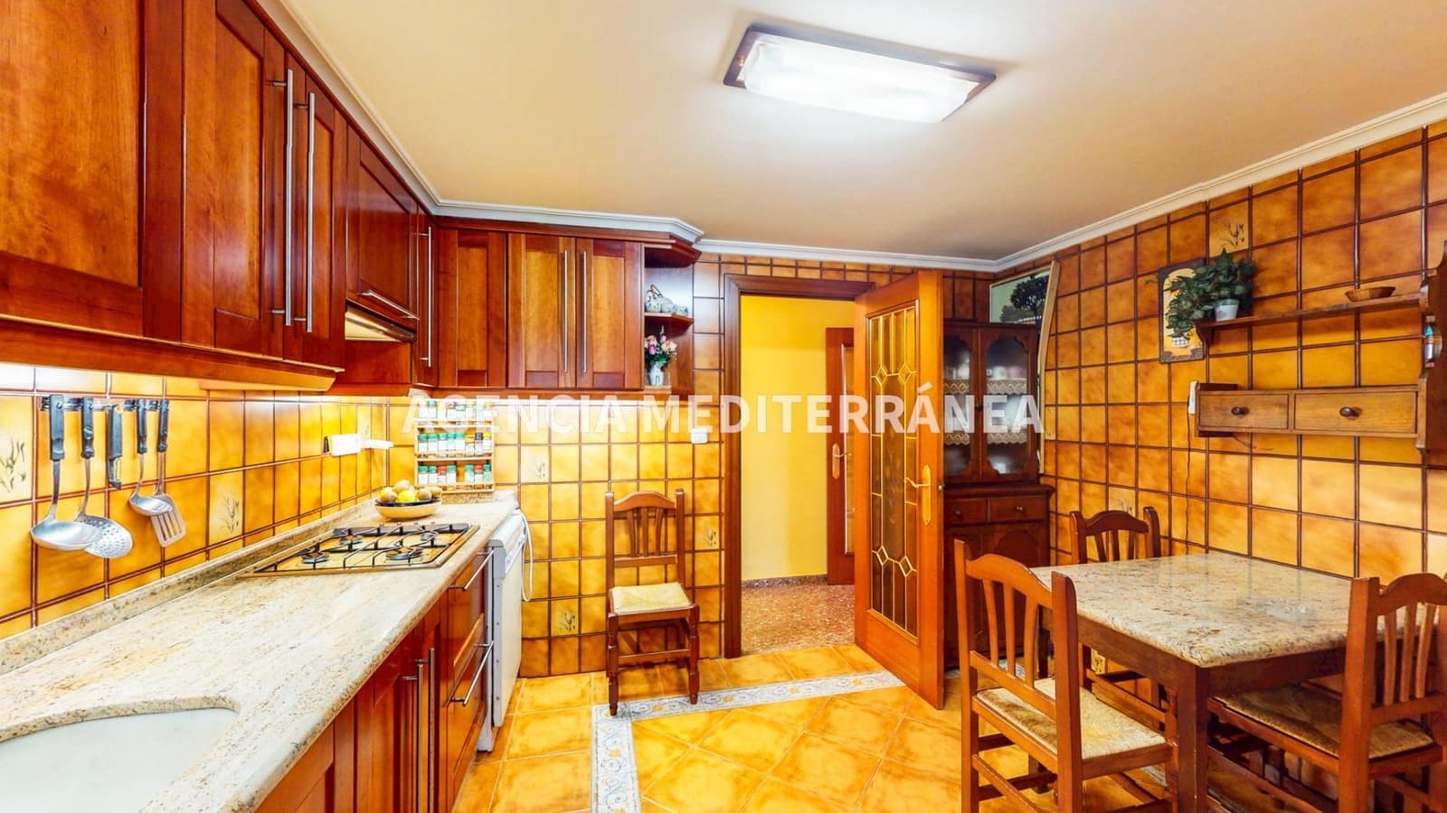 4 slaapkamer Flat te koop in Alcasser met garage - € 220.000 (Ref: 9679934)