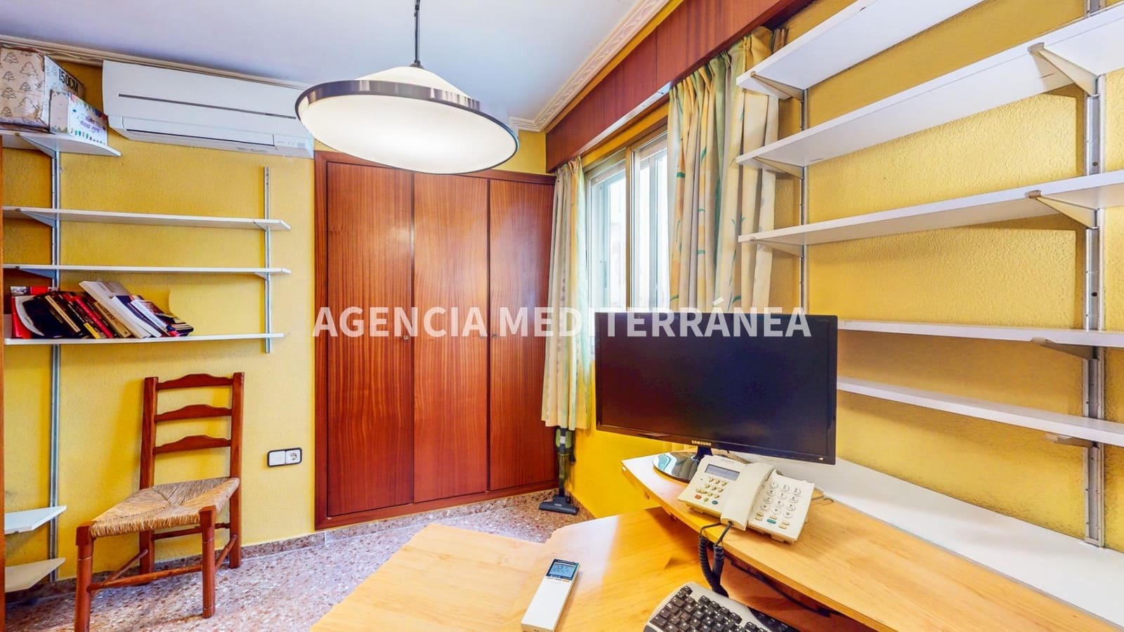 4 slaapkamer Flat te koop in Alcasser met garage - € 220.000 (Ref: 9679934)