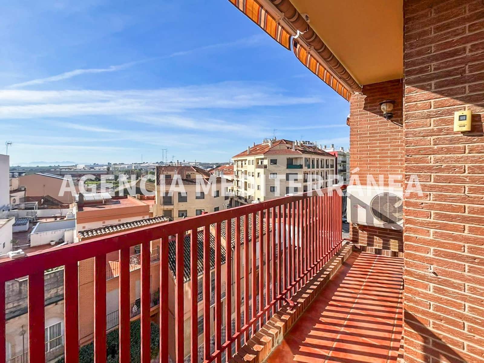 4 slaapkamer Flat te koop in Alcasser met garage - € 220.000 (Ref: 9679934)