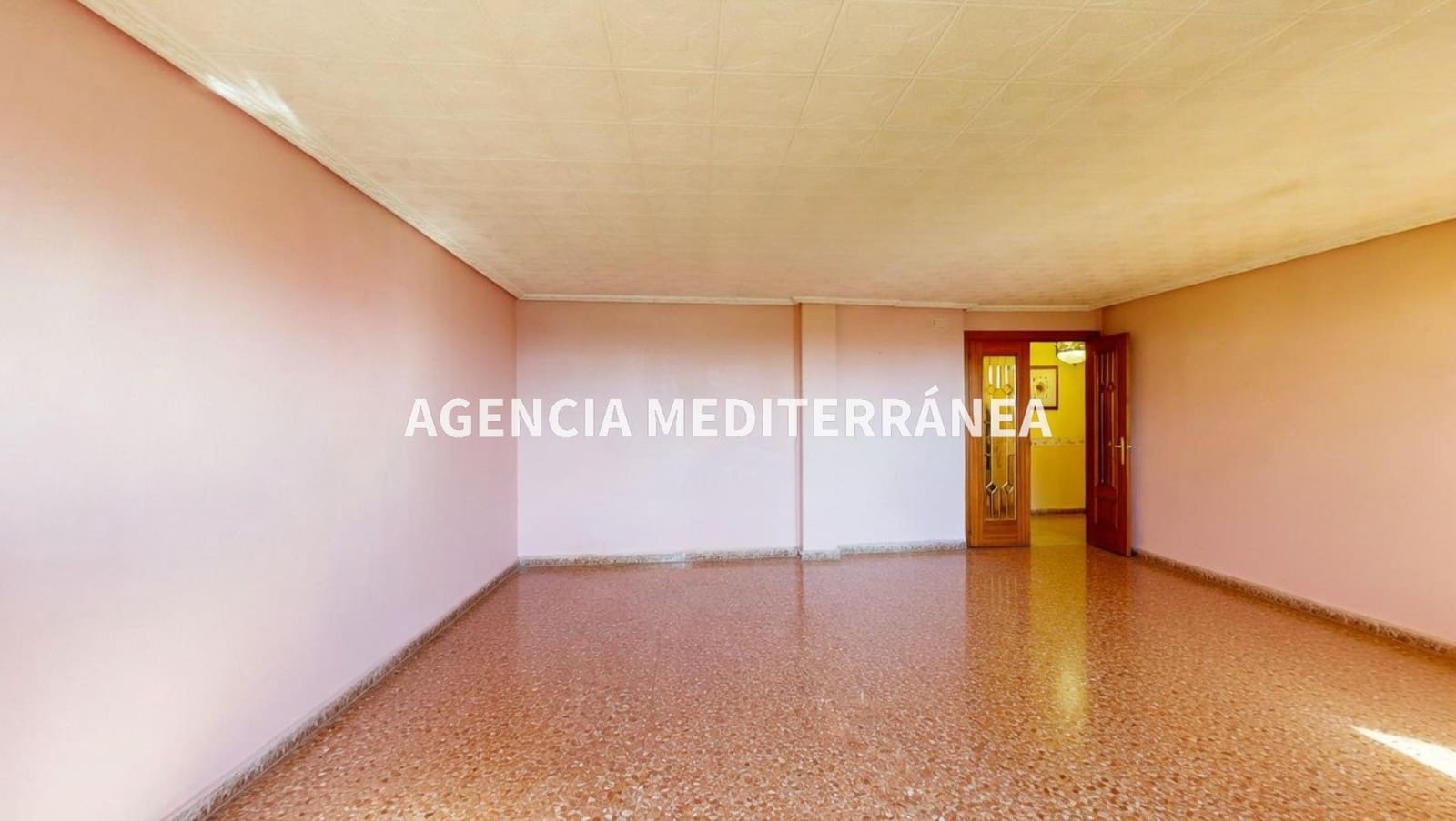 4 sovrum Lägenhet till salu i Alcasser med garage - 220 000 € (Ref: 9679934)
