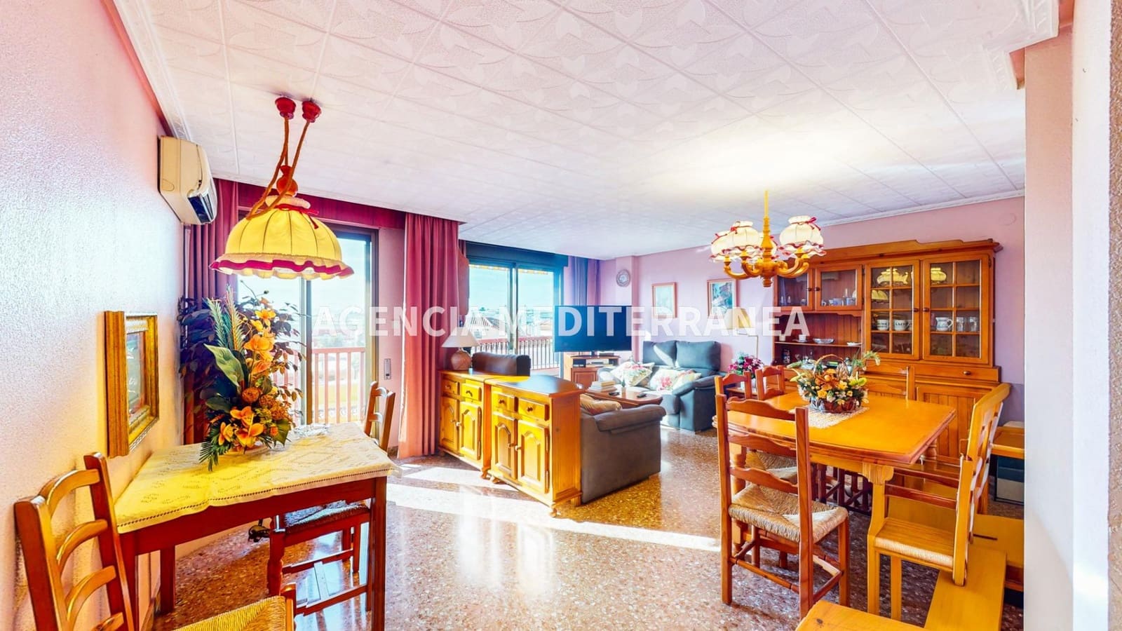 4 sovrum Lägenhet till salu i Alcasser med garage - 220 000 € (Ref: 9679934)