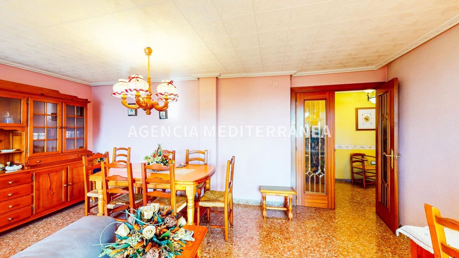 4 sovrum Lägenhet till salu i Alcasser med garage - 220 000 € (Ref: 9679934)