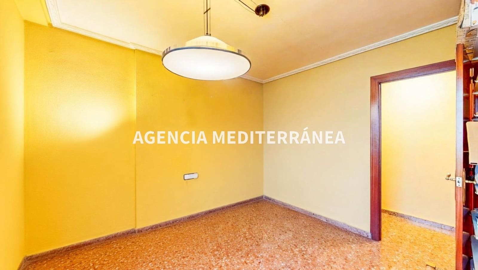 4 sovrum Lägenhet till salu i Alcasser med garage - 220 000 € (Ref: 9679934)