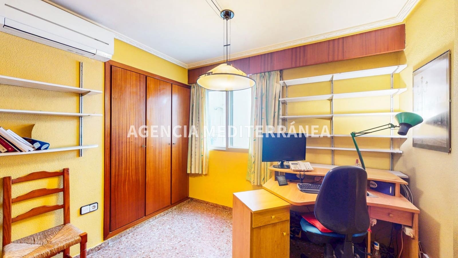 4 sovrum Lägenhet till salu i Alcasser med garage - 220 000 € (Ref: 9679934)