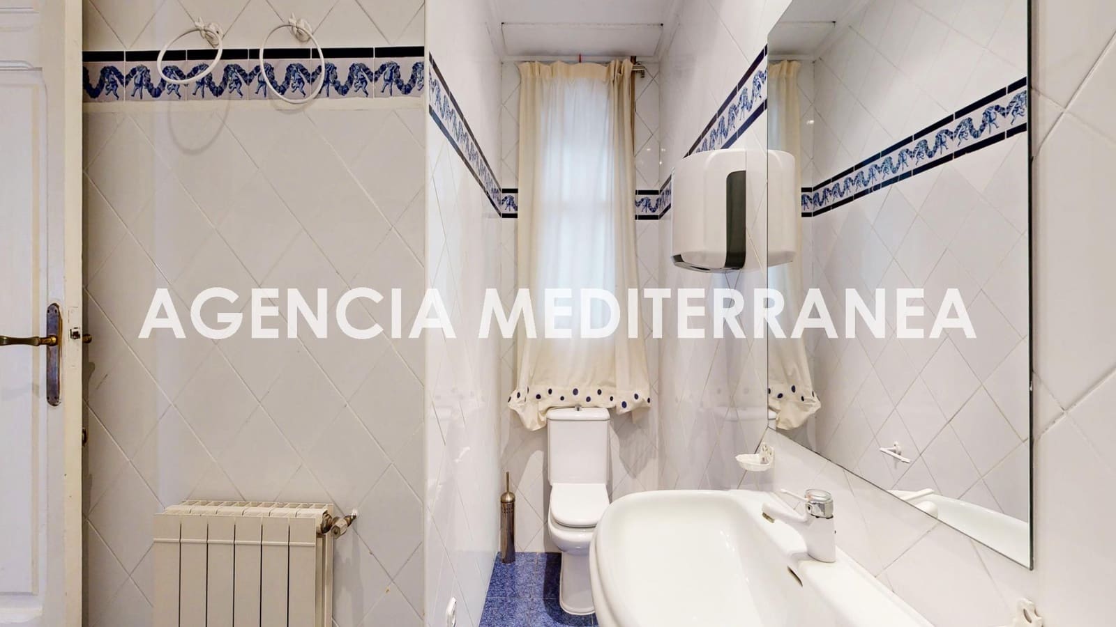 5 bedroom Office for rent in Valencia city - € 2,300 (Ref: 9686538)