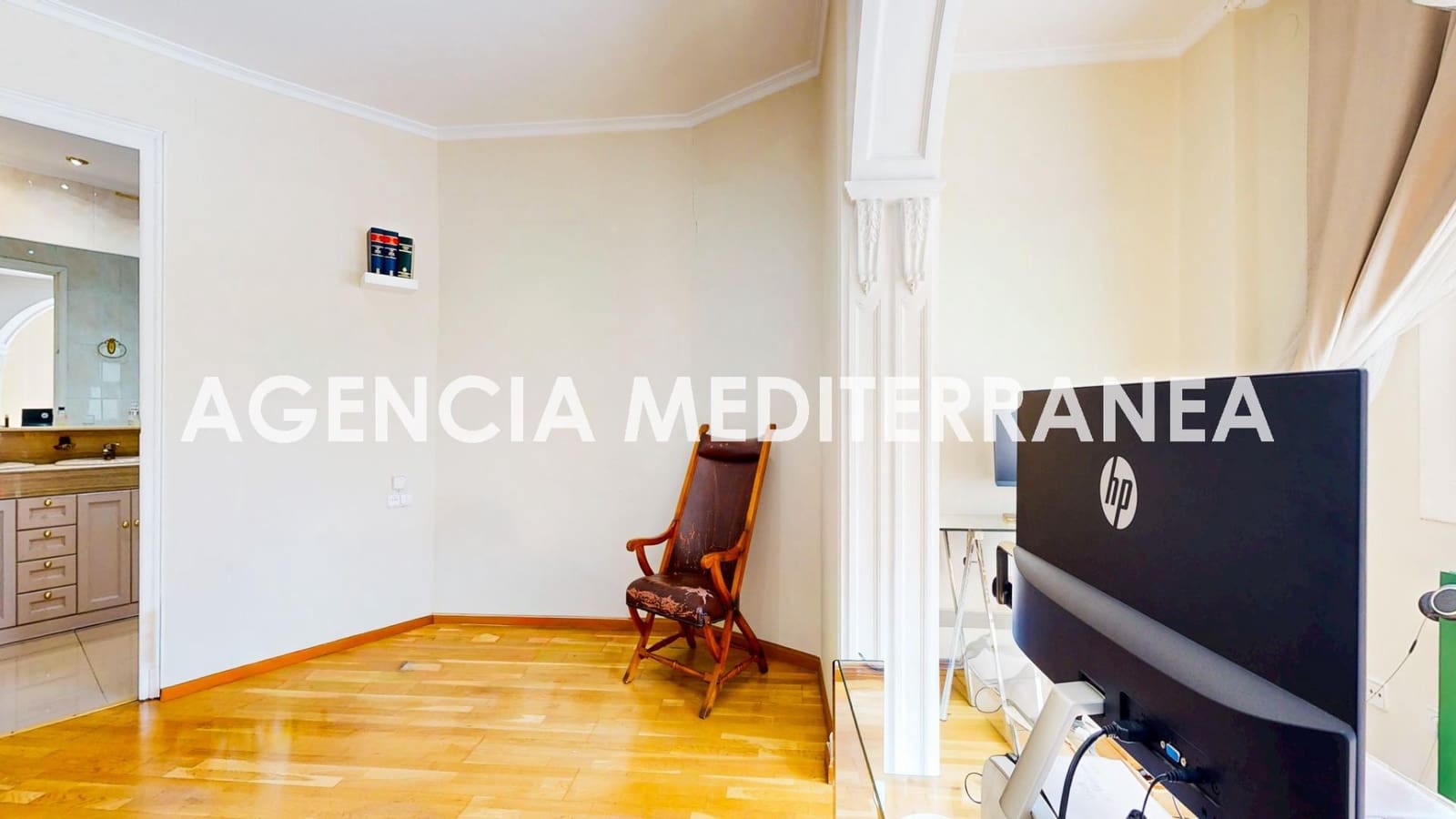5 Zimmer Büro zu vermieten in Valencia Stadt - 2.300 € (Ref: 9686538)