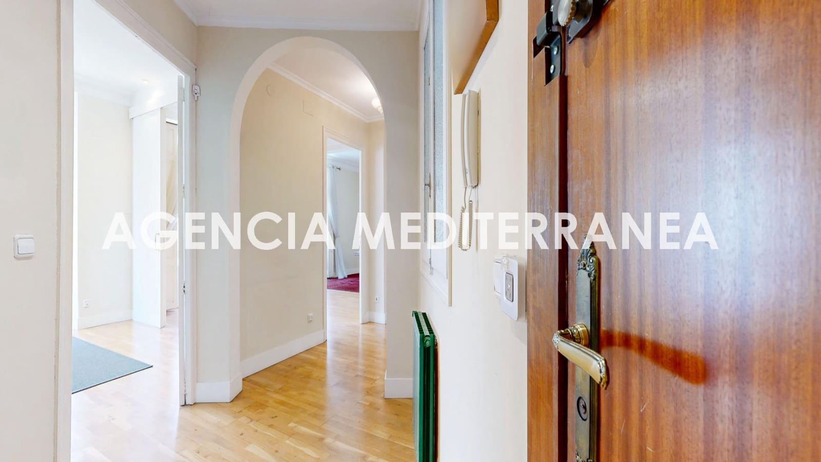 5 Zimmer Büro zu vermieten in Valencia Stadt - 2.300 € (Ref: 9686538)