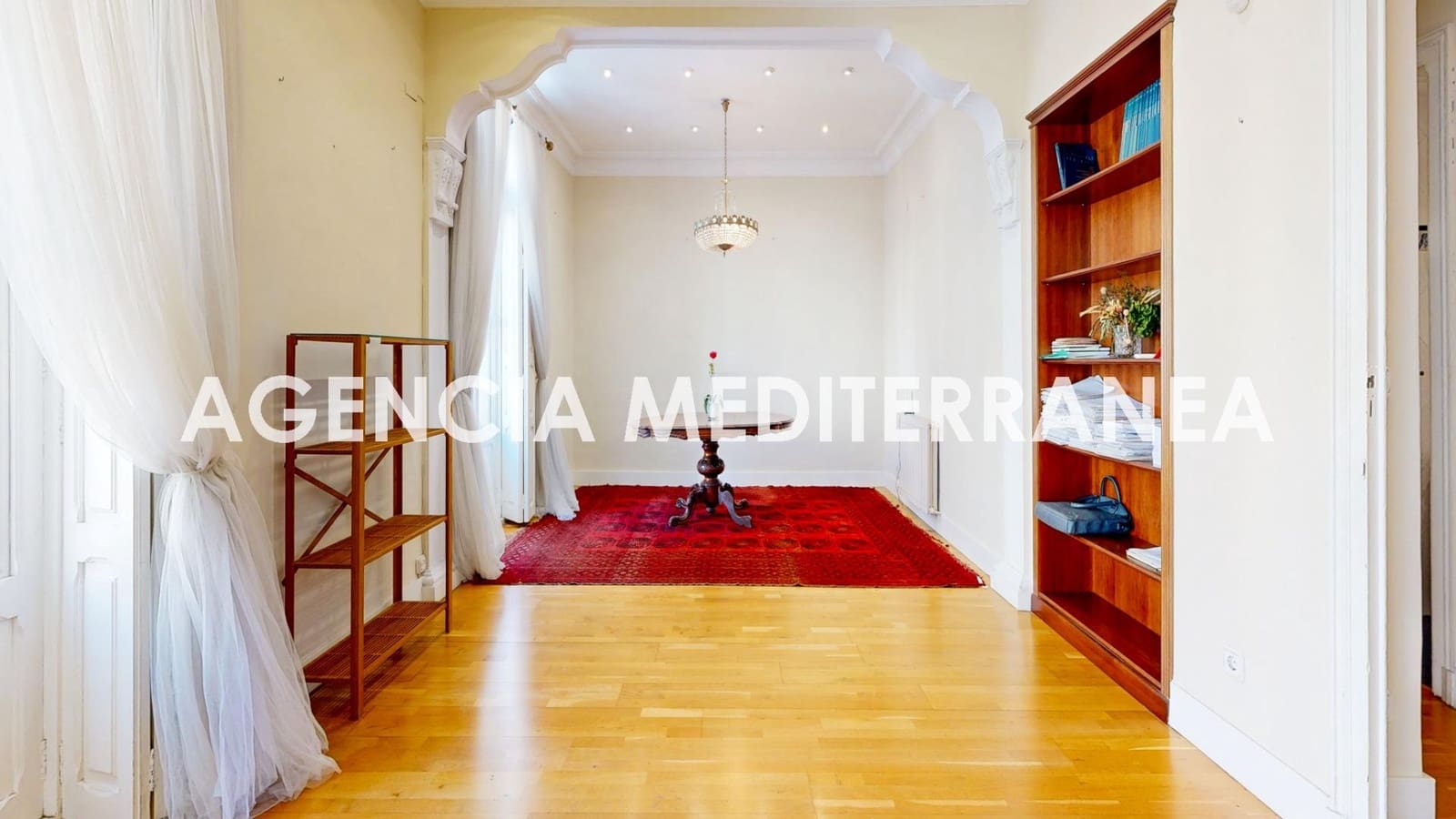 5 Zimmer Büro zu vermieten in Valencia Stadt - 2.300 € (Ref: 9686538)