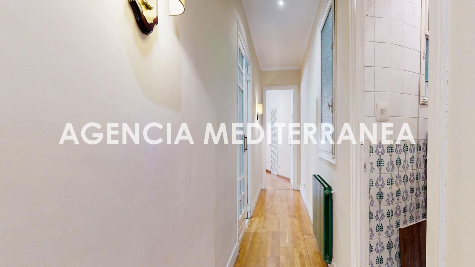 5 Zimmer Büro zu vermieten in Valencia Stadt - 2.300 € (Ref: 9686538)